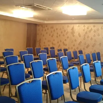 Mango Hotels Naveen Отели в г. Давангере