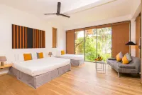 Palm Paradise Cabanas & Villas Beach Resort