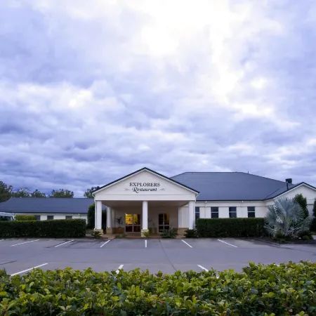 Roma Explorers Inn