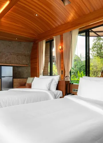 ดีลักซ์ วิลล่า เชื่อมสระว่ายน้ำ (เตียงคู่)