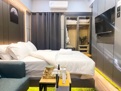 Amandalu at Orchard Apartment