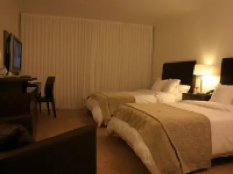 Ros Tower Hotel