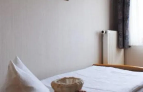 加斯特霍夫洛文酒店