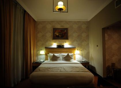 CREEK GATE HOTEL - BAITHANS
