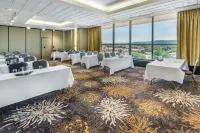 Holiday Inn & Suites Pittsfield-Berkshires Hotels in Pittsfield