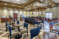 Comfort Suites Batesville Hotels in Batesville