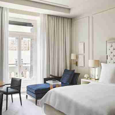 Four Seasons Hotel Madrid Rooms