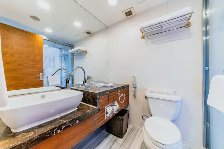 Crowne Plaza City Center Ningbo