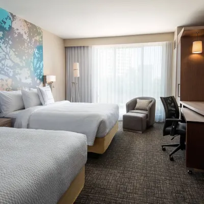 Courtyard by Marriott Irvine Spectrum Hotels near Orange County Great Park