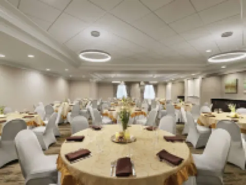 牛津安尼斯頓希爾頓花園酒店 牛津酒店