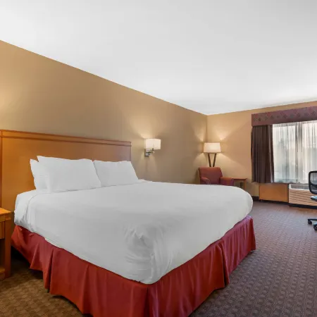 Best Western Plus Olympic Inn
