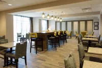 Hampton Inn by Hilton Superior Duluth - breakfast
