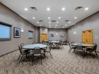 Comfort Inn the Pointe Hotels in Niagara County