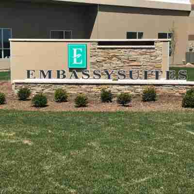 Embassy Suites by Hilton Noblesville Indianapolis Conference Center Hotel Exterior