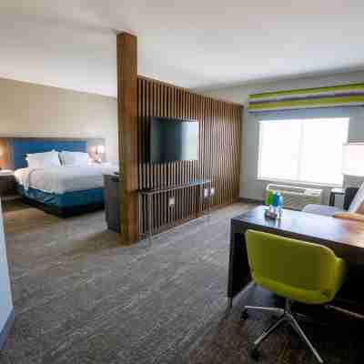 Hampton Inn by Hilton Huntley Chicago Rooms
