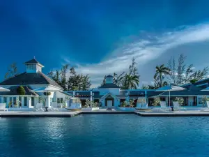 Trident Hotel