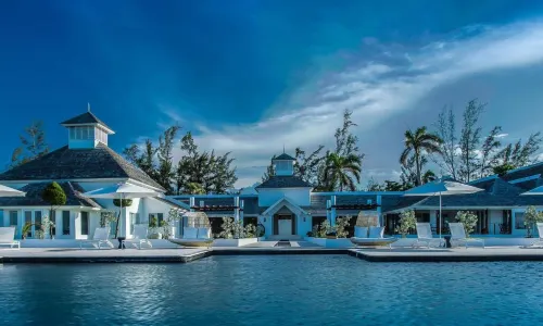 Trident Hotel