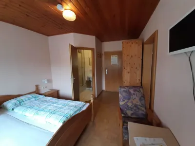 Pension Löffler Hotels in Neuhaus-Schierschnitz