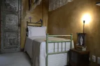 Modernistas Hospedagem e Arte