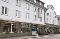 Au Lit des Ours Hotels in Libin