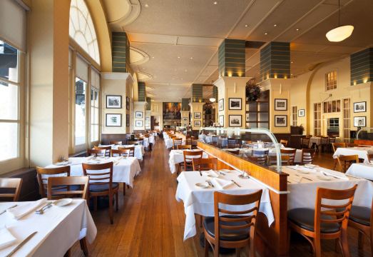 산호세 다운타운 전경과 호텔 위치示意