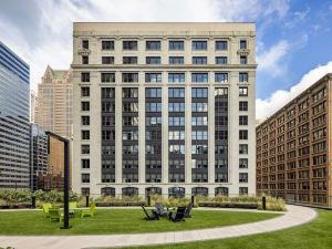 Hilton Garden Inn Chicago Central Loop