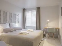 Casa Julia Hotels in Delft
