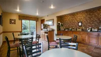 RiverTree Inn Hotels in Clarkston