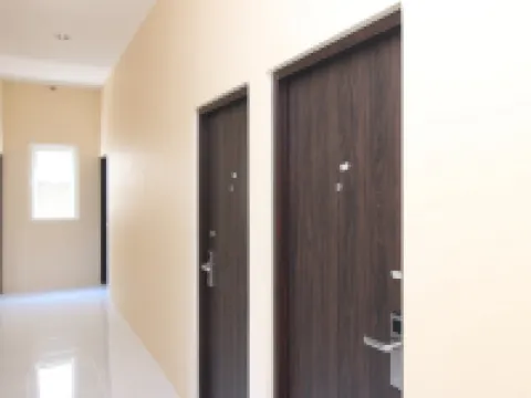 City Residence Kutai 32 Hotels in Wonokromo