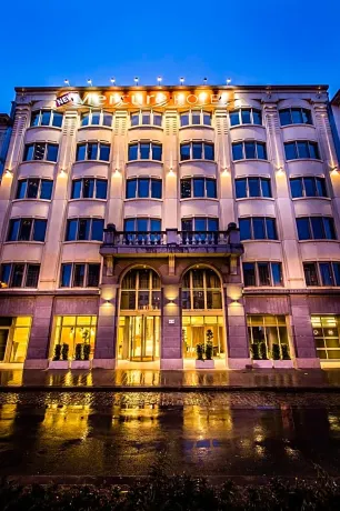 Hotel Mercure Brussels Centre Midi Hotels near 