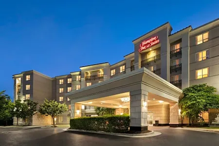 Hampton Inn & Suites Washington-Dulles International Airport