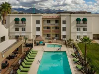 Hampton Inn & Suites Phoenix/Scottsdale Hotels near Desert View