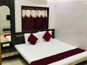 Hotel Anand Residency
