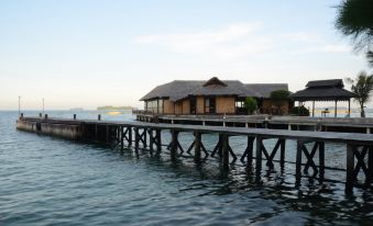 Pulau Pelangi Resort