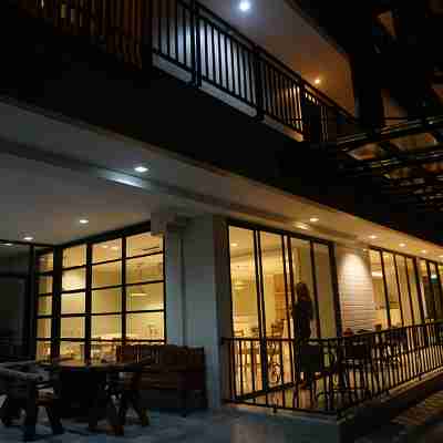 168 Studio Hotel Ubon Ratchathani Hotel Exterior