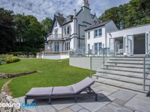 Penally Manor - Luxurious Manor House - Tenby