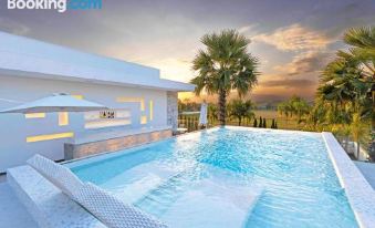 Palm Villa - Award Winning Modern Luxury & Exclusive Villa Resort