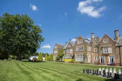 Hartsfield Manor Hotels in Mole Valley