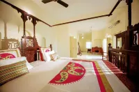 The Garden Bungalow Hotel a 