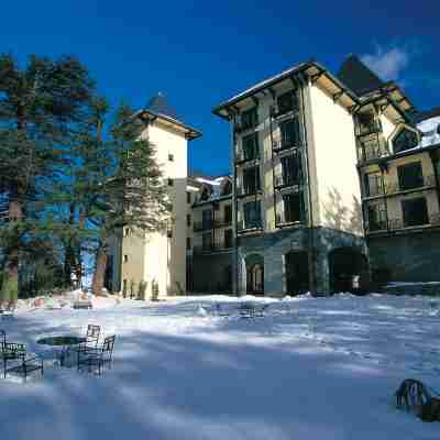 Wildflower Hall, An Oberoi Resort, Shimla Hotel Exterior