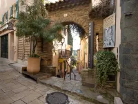 Village de Bormes les Mimosas
