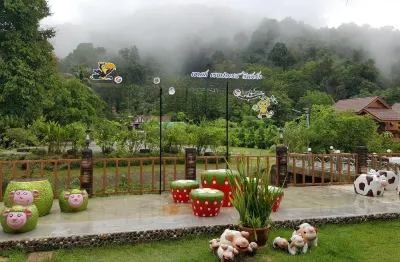 Khaosok Rainforest Resort (เขาสก เรนฟอเรส รีสอร์ท)