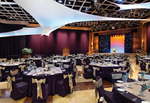 1. 샘스 타운 호텔..