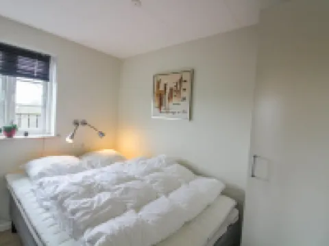 "Lutz" - 6km from the Sea