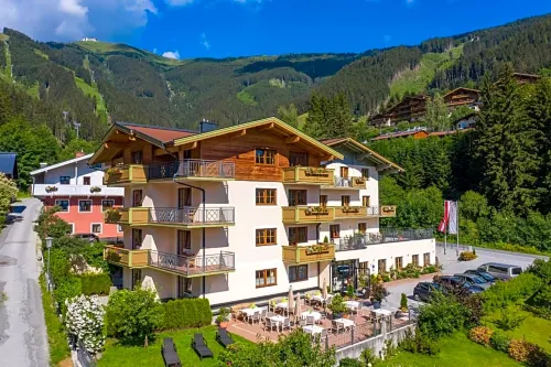Hotel der Schmittenhof Hotels in Viehhofen