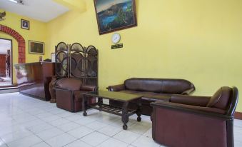 RedDoorz @ Panglima Sudirman Probolinggo