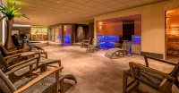 Hotel Zuiderduin - ที่มีสระว่ายน้ำ