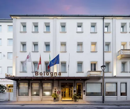 Best Western Plus Hotel Bologna Отели рядом с достопримечательностью «Виа Гарибальди»