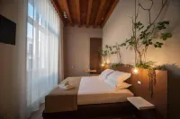 Antica Dimora Luxury Rooms Hotels in Barletta