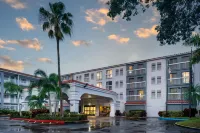 Holiday Inn & Suites 博卡－拉頓